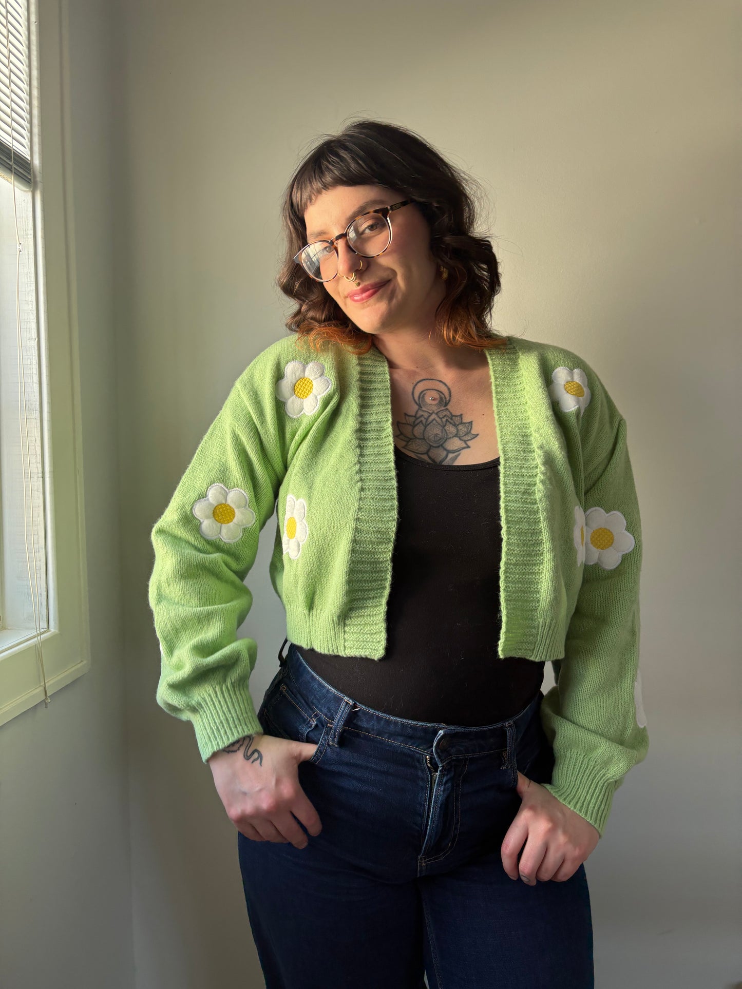 Fields of Daisies open front cropped cardigan